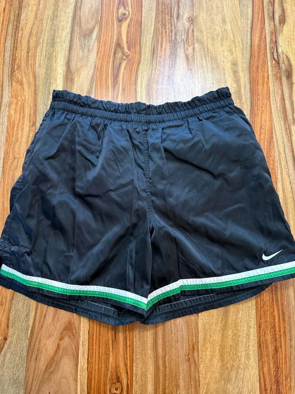 Nike Vintage Black Green Lined Running Shorts Size M